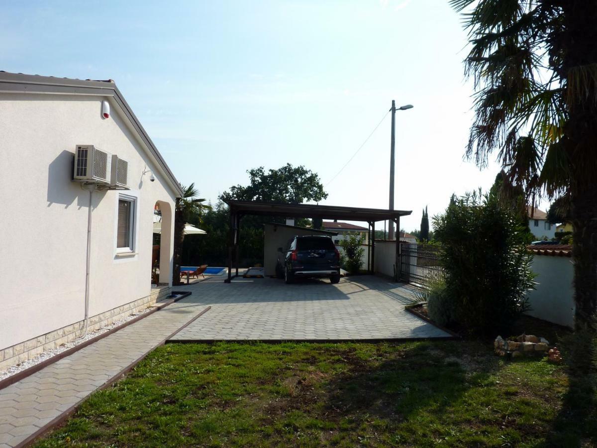 Palme Βίλα Πόρετς Εξωτερικό φωτογραφία