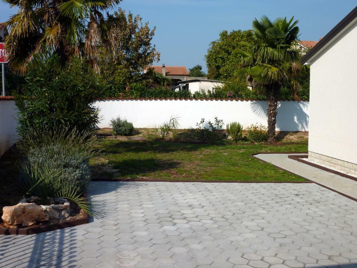 Palme Βίλα Πόρετς Εξωτερικό φωτογραφία