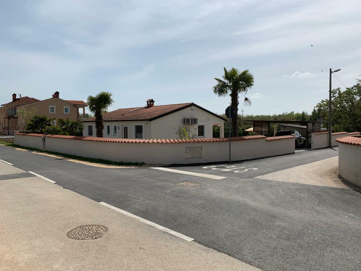 Palme Βίλα Πόρετς Εξωτερικό φωτογραφία